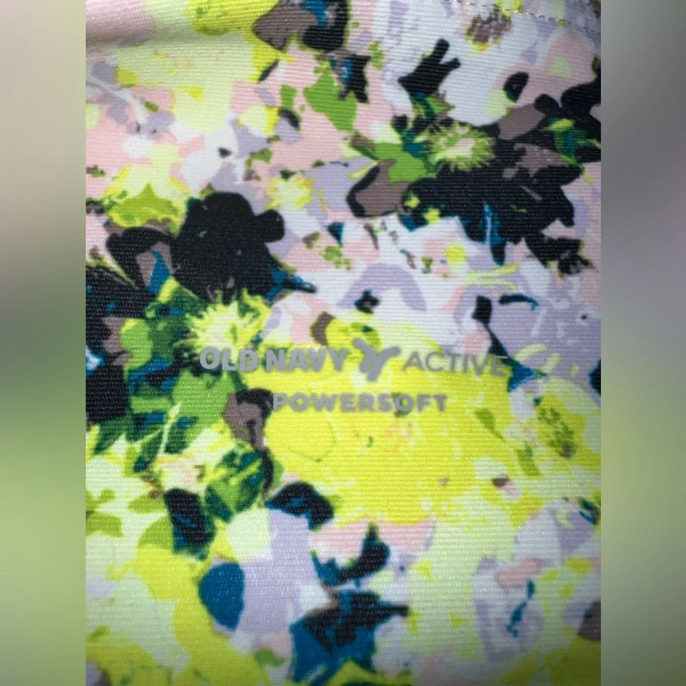 NWT!! Old Navy High-Waisted PowerSoft Side-Pocket Crop Leggings - Sz M - Picture 6 of 10